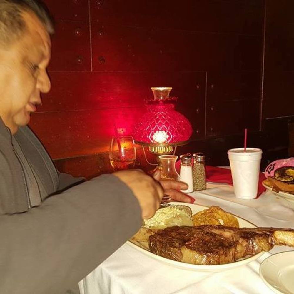 Meet your Posher, Luis